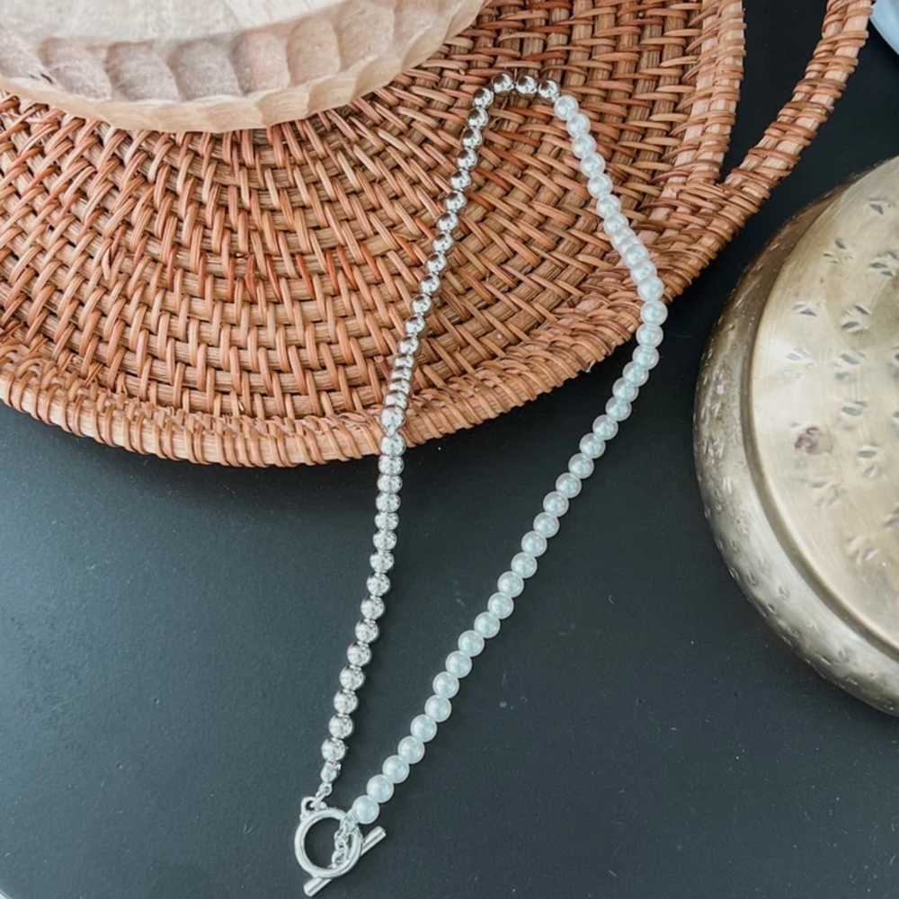 Silver and Pearl Beaded Necklace
